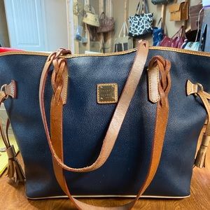Fantastic Dooney and Bourke Navy Shopper